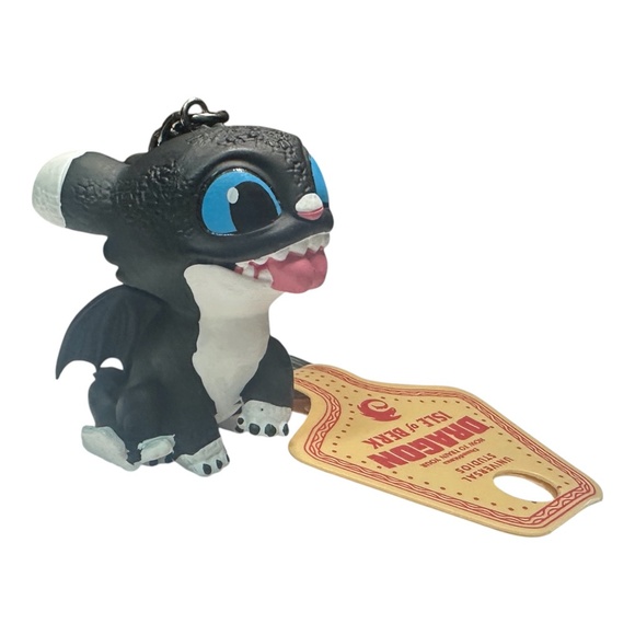 Universal Epic Universe How to Train Your Dragon Night Light "Dart" PVC Keychain - Picture 2 of 2